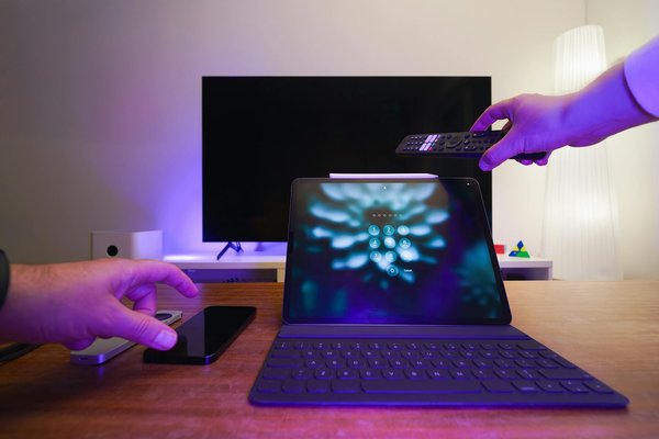 What Innovations Are Currently Defining the UK Automotive Industry?